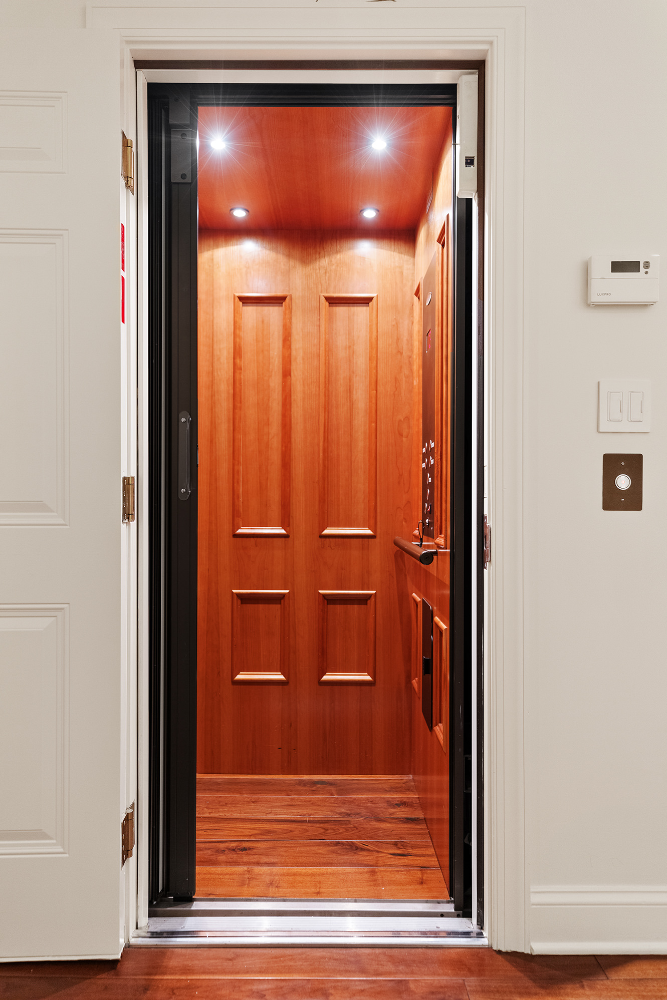 12 Leroy Street Manhattan, NY 10014 - Photo 19 of 20