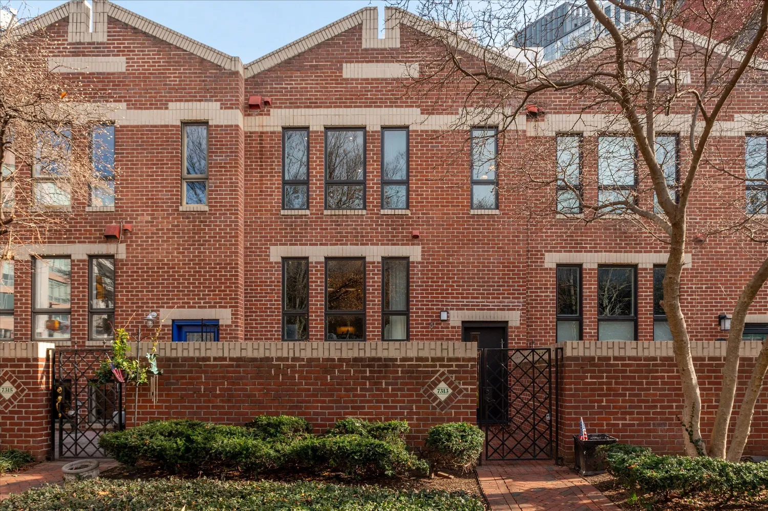 $1,395,000 | 7313 Woodmont Avenue, Unit R, Bethesda, MD 20814