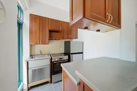 $5,950,000 | 304 Clinton Avenue | Clinton Hill