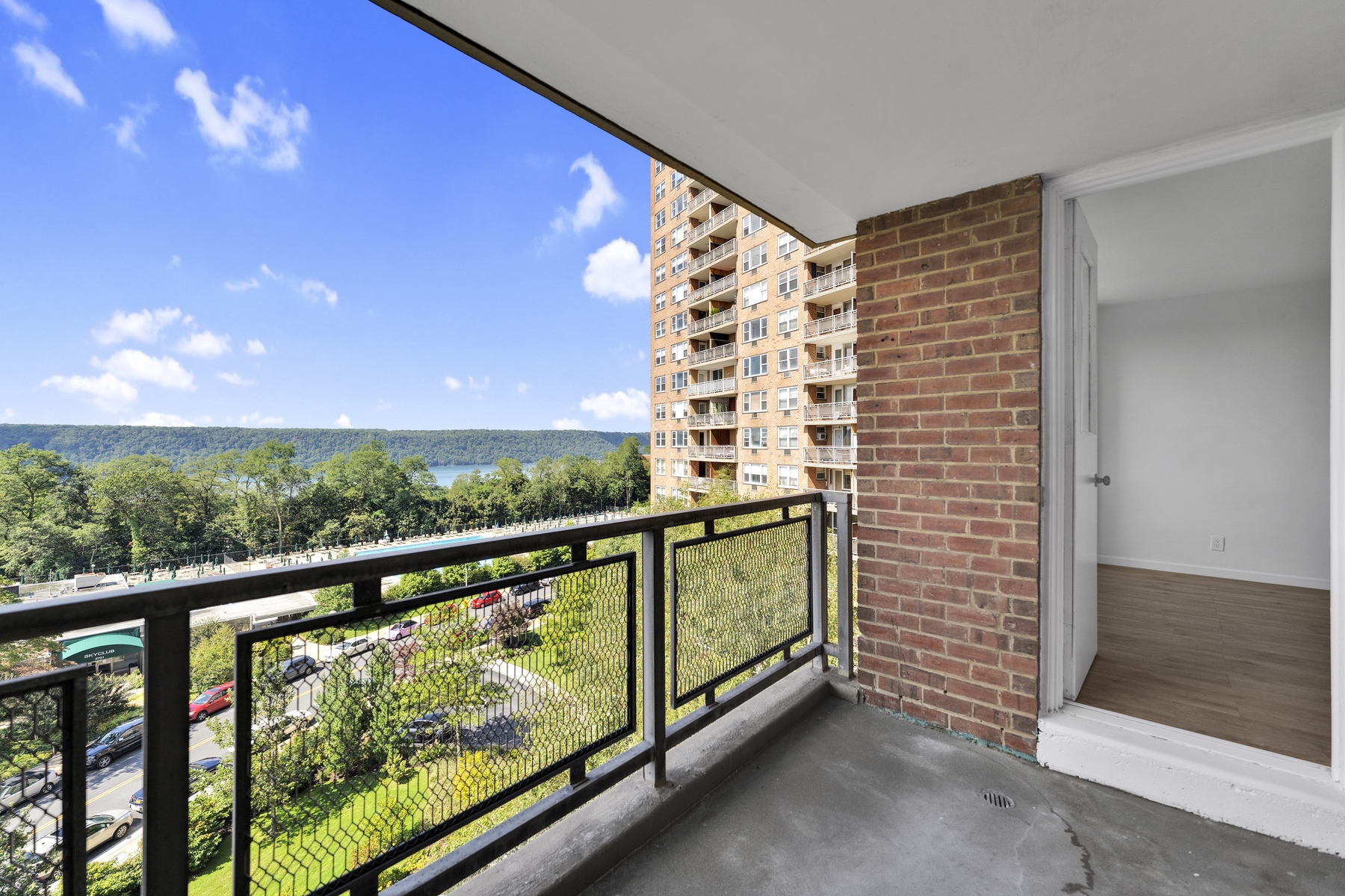 5700 Arlington Avenue, Unit 8K Bronx, NY 10471 - Photo 6 of 17