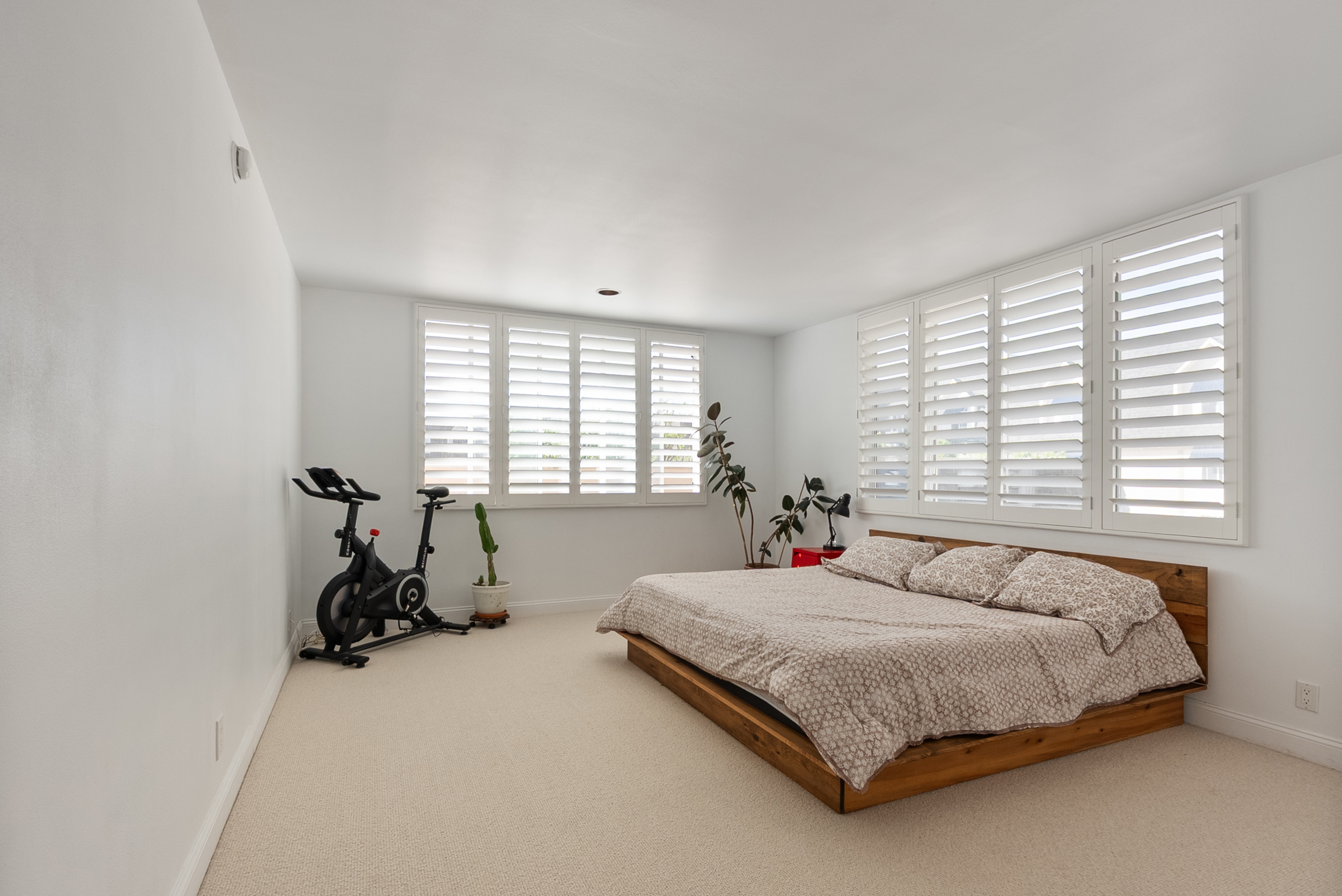 2385 Roscomare Road, Unit E17 Los Angeles, CA 90077 - Photo 10 of 23