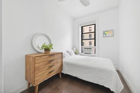 $599,000 | 332 West 101st Street, Unit 4F | Upper West Side