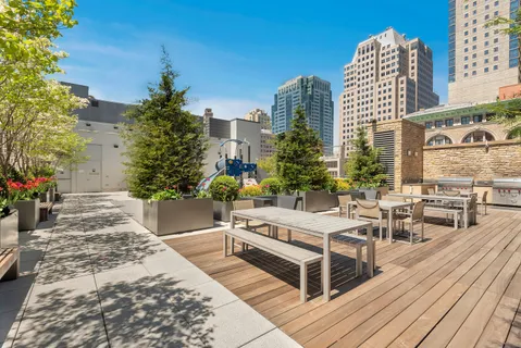 $1,635,000 | 388 Bridge Street, Unit 39G | Downtown Brooklyn