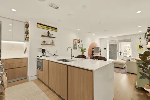 $575,000 | 4013 Davis Place Northwest, Unit Undisclosed, Washington, DC 20007