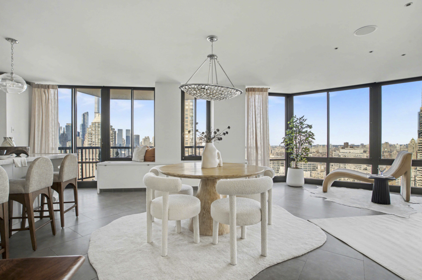 304 East 65th Street, Unit 38AD Manhattan, NY 10065 - Photo 2 of 25