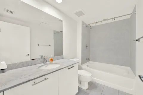 $375,000 | 950 Brickell Bay Drive, Unit 802, Miami, FL 33131