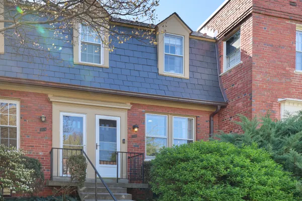 Contact Agent | 1300 South Cleveland Street, Unit Undisclosed, Arlington, VA 22204