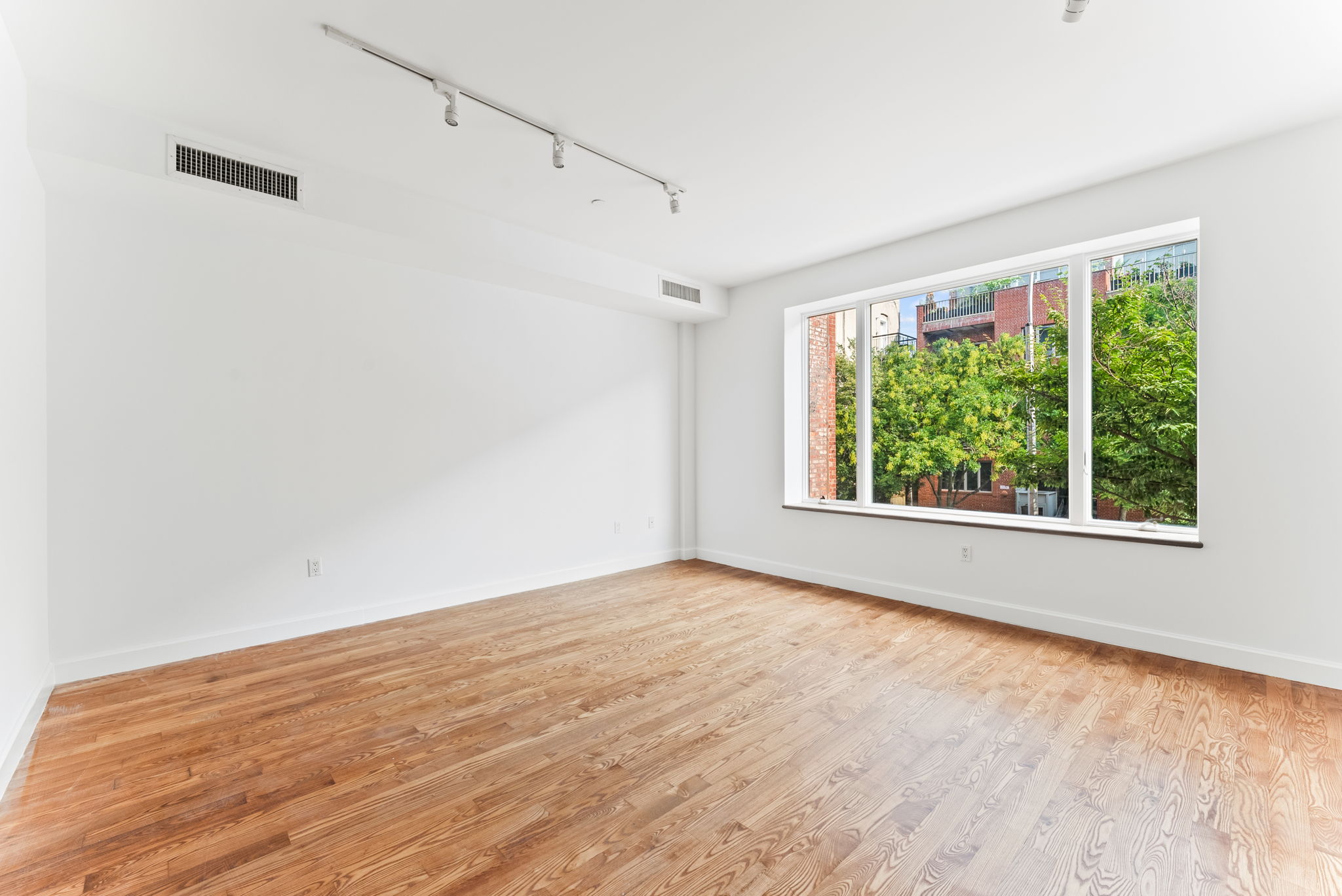 372 15th Street, Unit 2A Brooklyn, NY 11215 - Photo 2 of 12