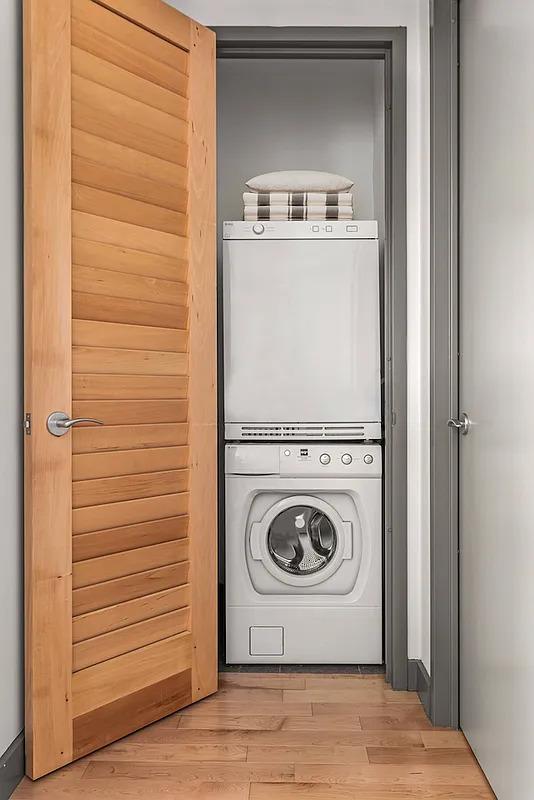 8 Spruce Street, Unit Undisclosed Manhattan, NY 10038 - Photo 6 of 16