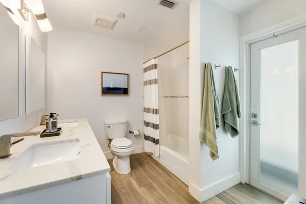 $1,800,000 | 9511 Southwest 93rd Street, Miami, FL 33176