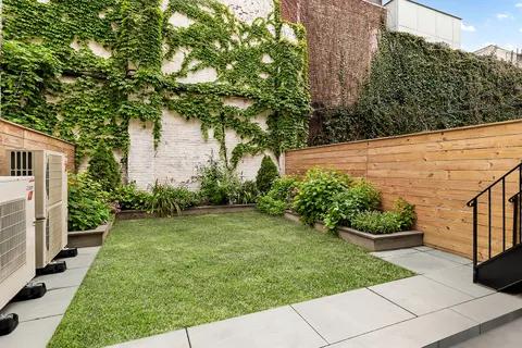 $4,750,000 | 109 2nd Place | Carroll Gardens