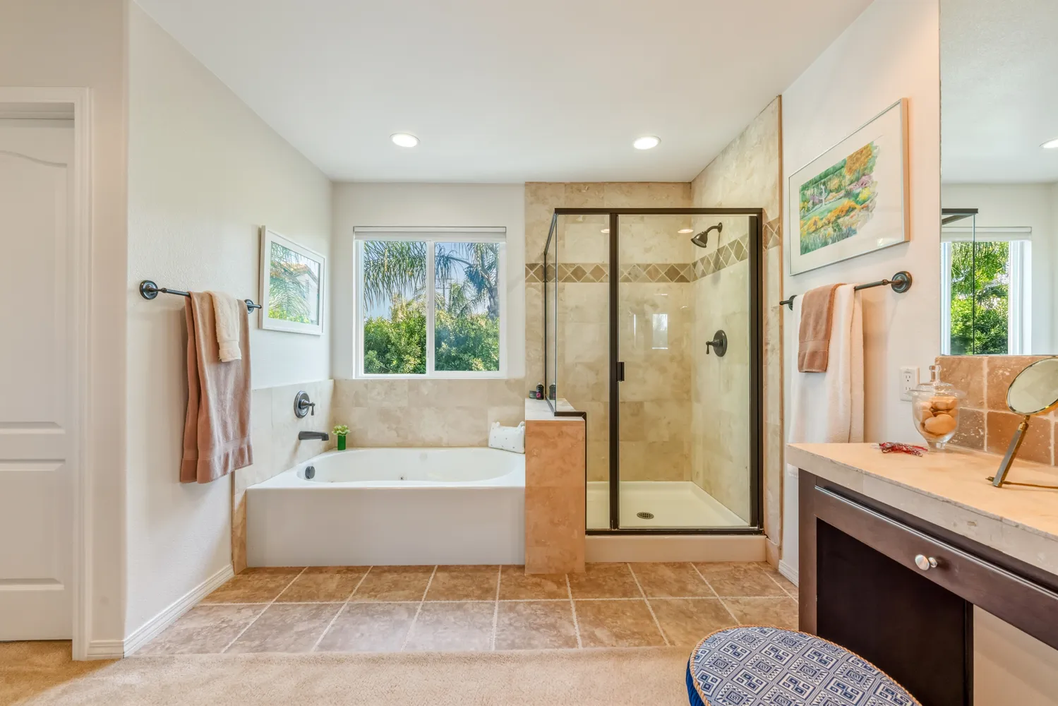 $1,129,000 | 7466 Louise Avenue, Lake Balboa, CA 91406