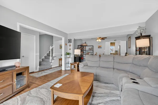 $600,000 | 8106 Kenova Lane, Springfield, VA 22153