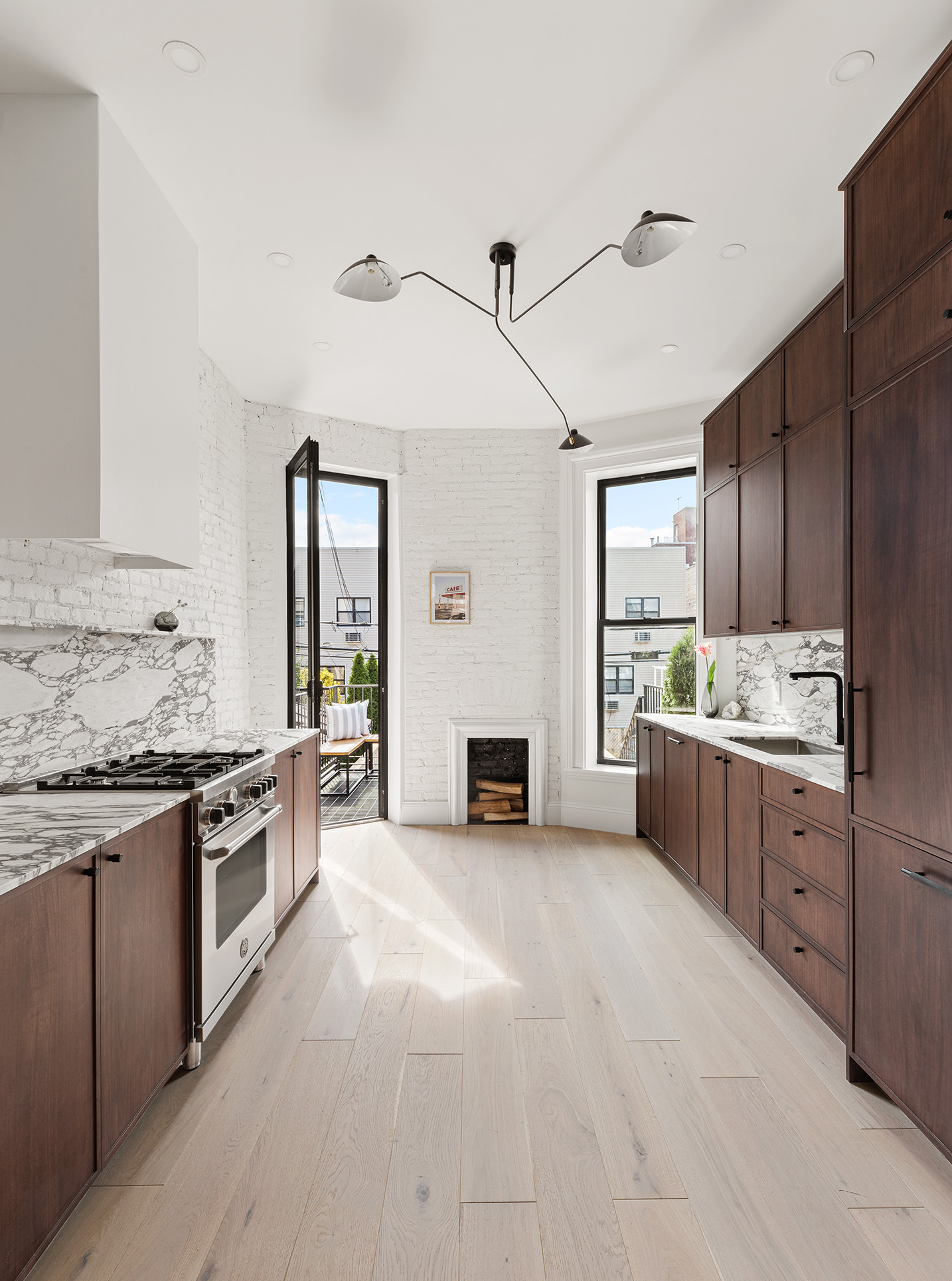 114 A Hart Street Brooklyn, NY 11206 - Photo 3 of 30 Gallery Image 3