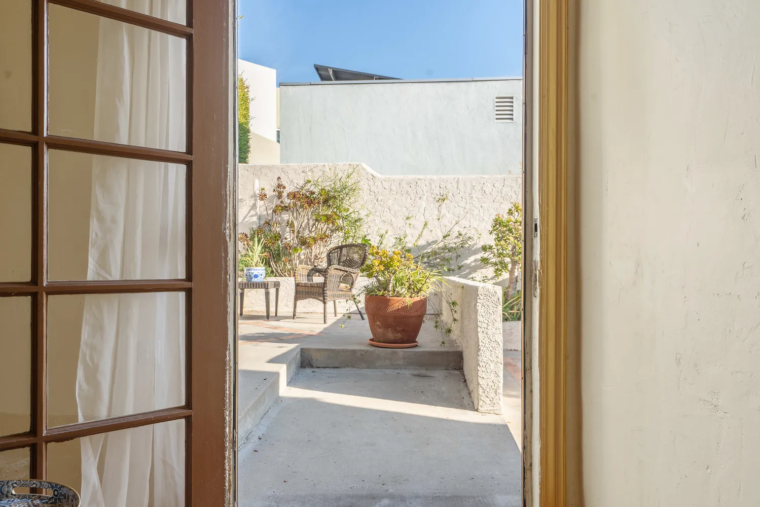 $795,000 | 1924 Cerro Gordo Street, Los Angeles, CA 90026