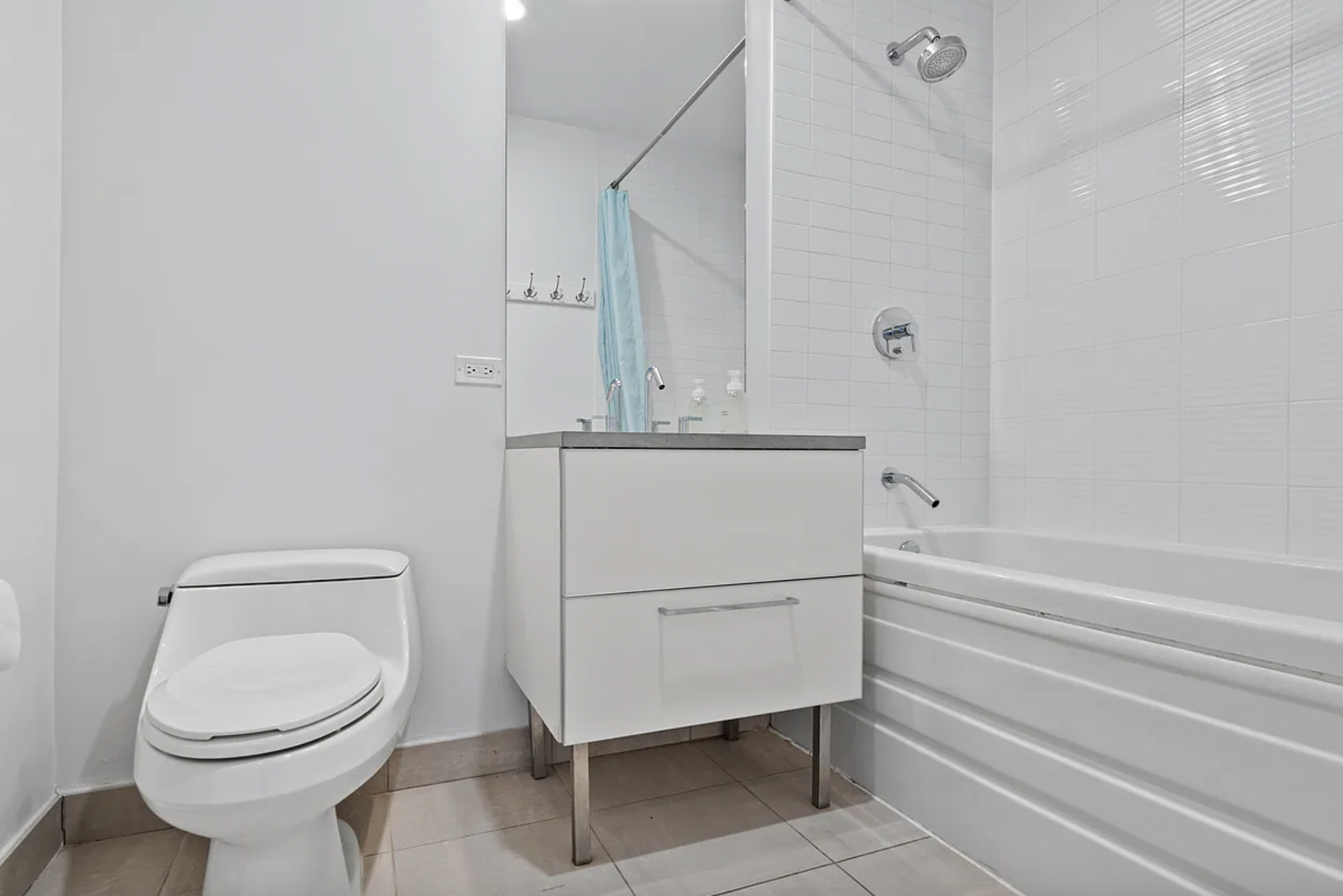 11-02 49th Avenue, Unit 4G Queens, NY 11101 - Photo 9 of 18