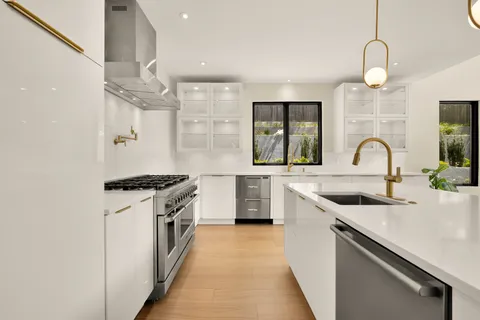 $2,595,000 | 8165 East Beach Drive Northwest, Washington, DC 20012