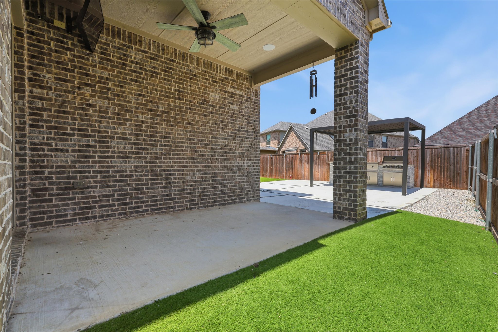 2433 Mare Road Carrollton, TX 75010 - Photo 30 of 41 Gallery Image 30