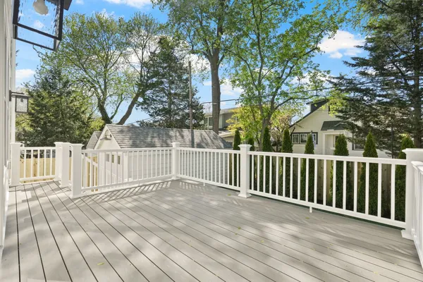 $2,195,000 | 22 West Spring Street, Alexandria, VA 22301