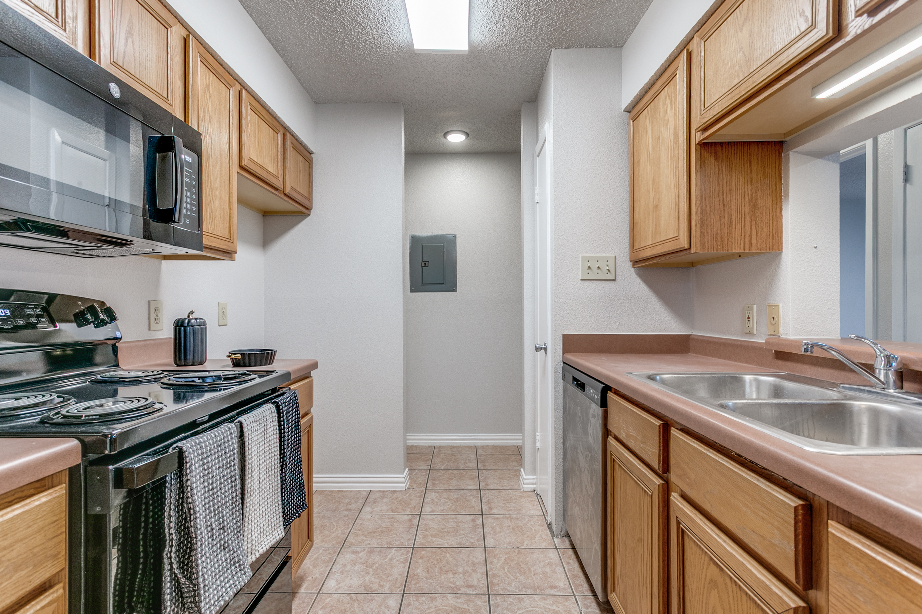 14343 Judson Road, Unit 602 San Antonio, TX 78233 - Photo 7 of 13