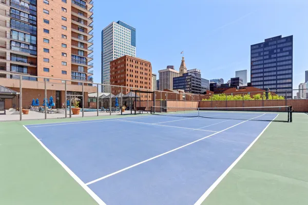 $600,000 | 1551 Larimer Street, Unit 2705, Denver, CO 80202