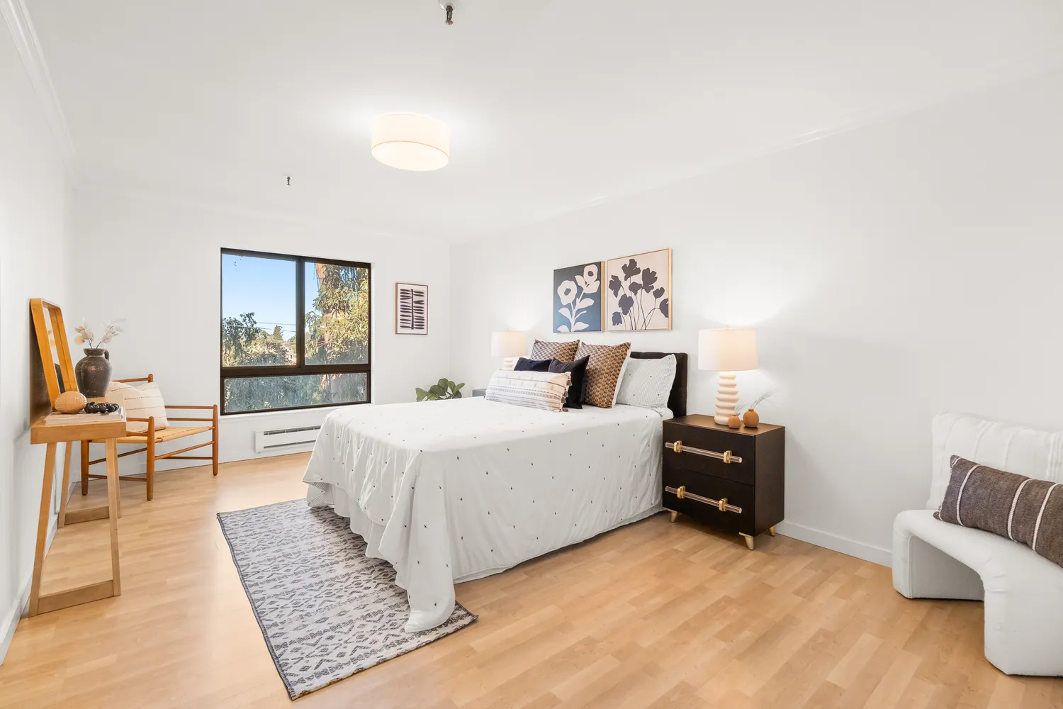 $895,000 | 1500 Willow Avenue, Unit 301, Burlingame, CA 94010