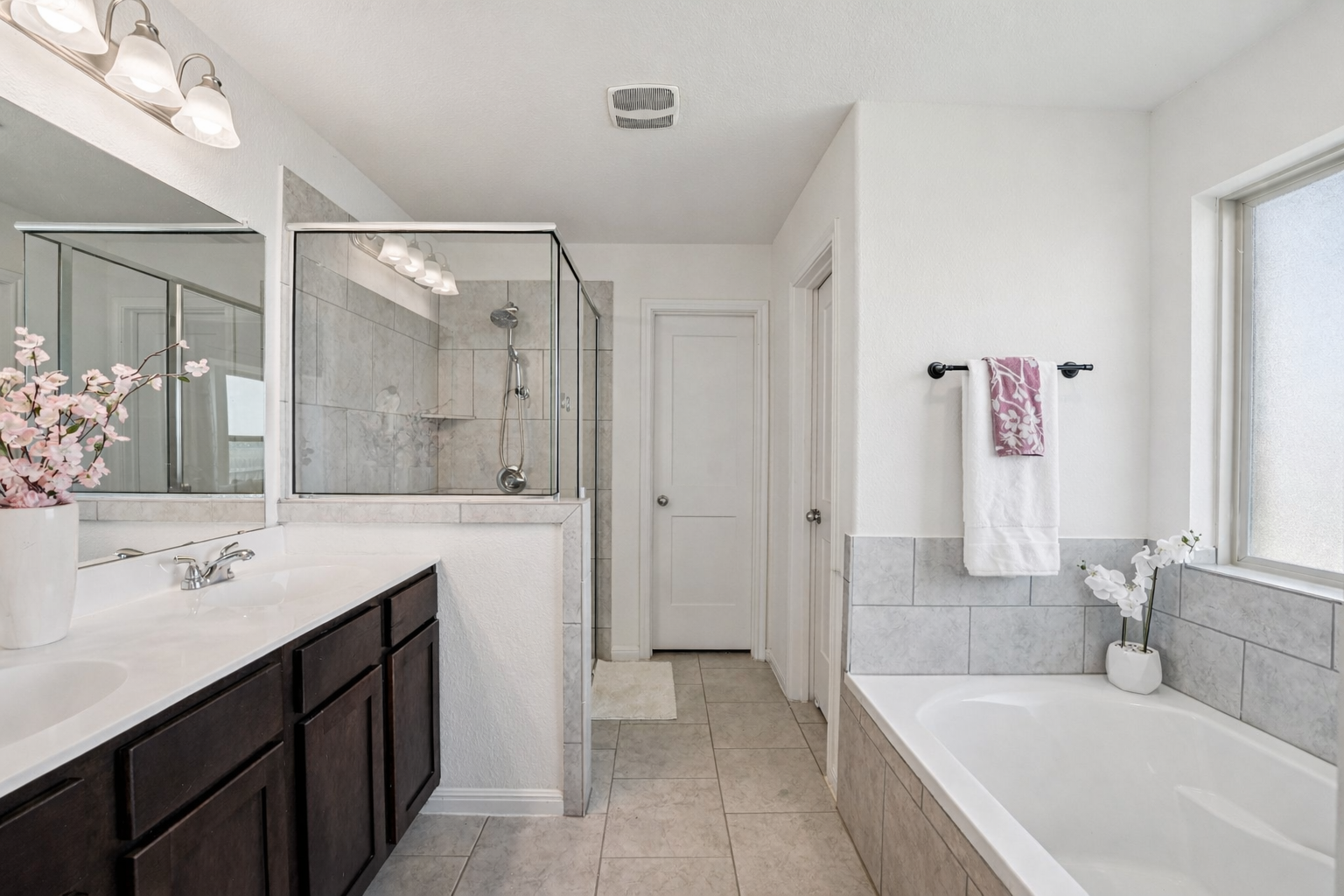 210 Helen Road Hutto, TX 78634 - Photo 13 of 19