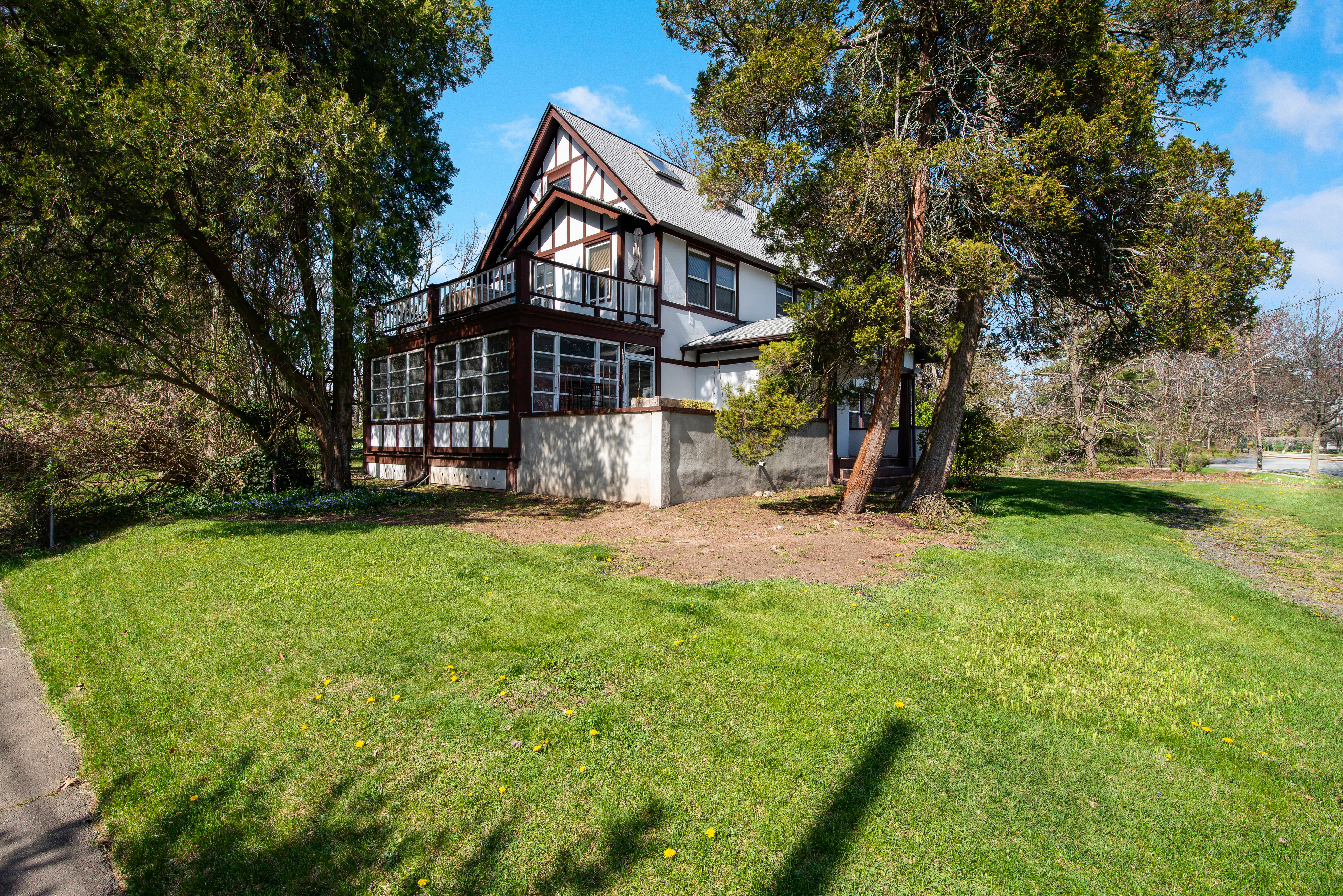 4499 Hylan Boulevard Staten Island, NY 10312 - Photo 24 of 26