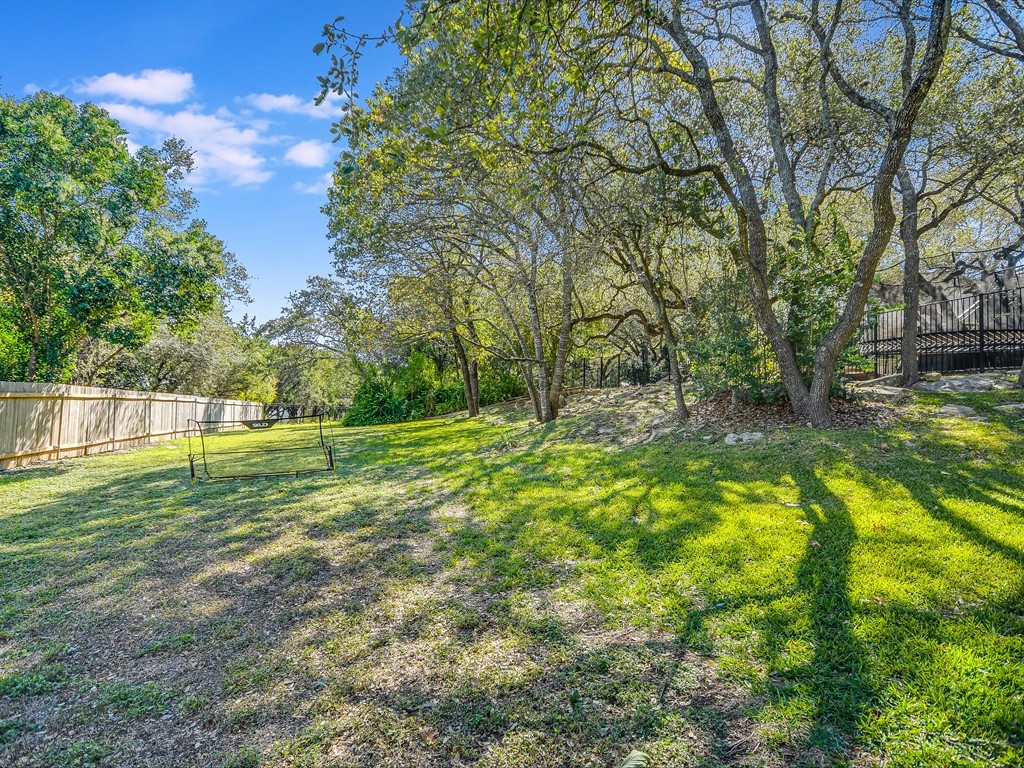 3801 Cassava Drive Austin, TX 78746 - Photo 27 of 31