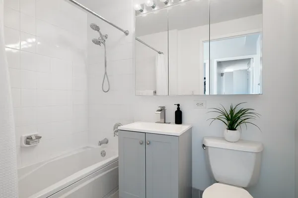 $1,350,000 | 68 Bradhurst Avenue, Unit PHL | Central Harlem