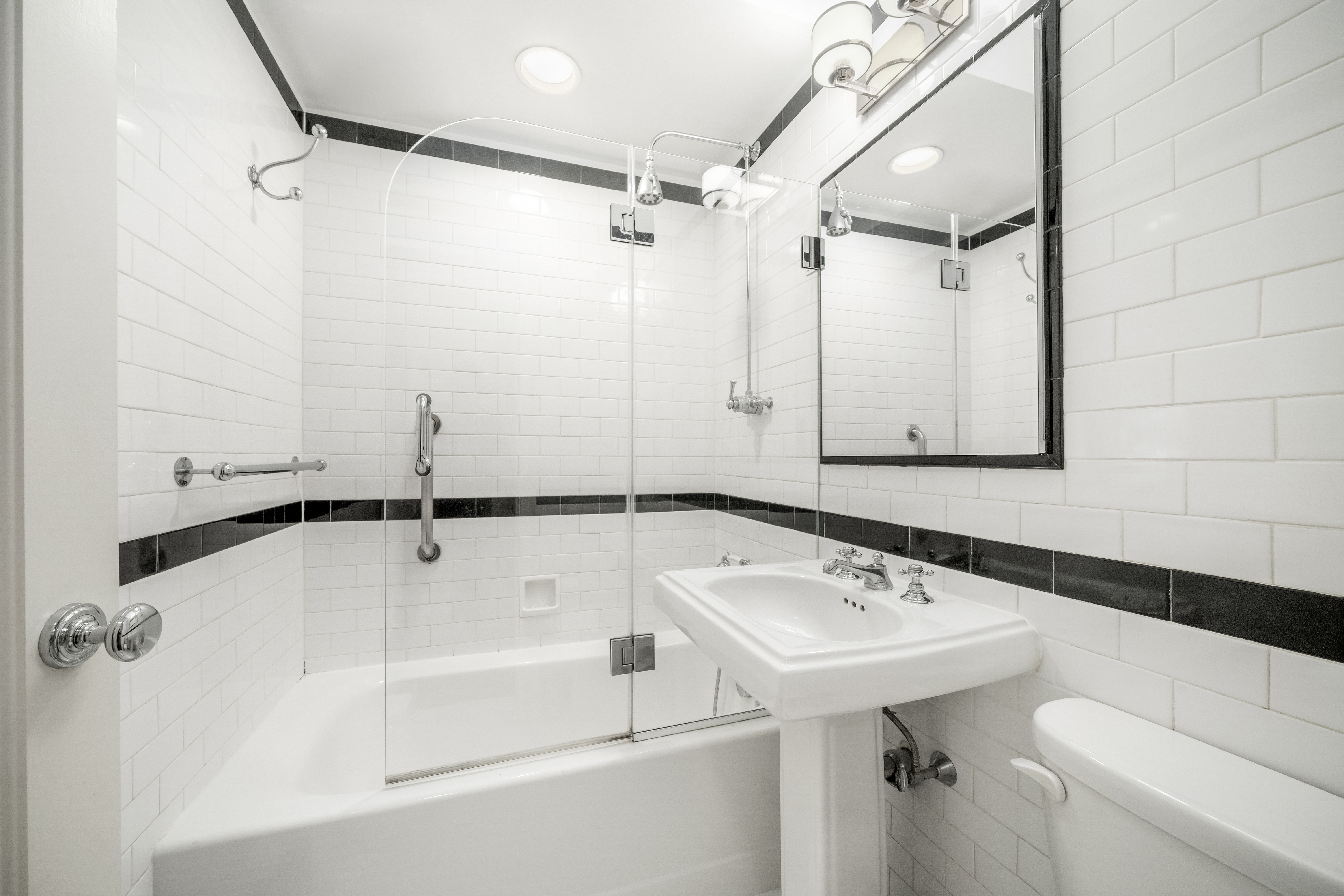 65 Central Park West, Unit 10E Manhattan, NY 10023 - Photo 9 of 12