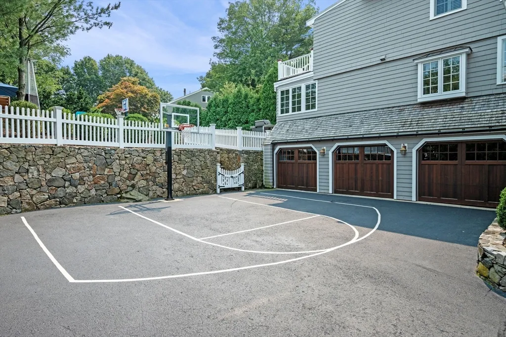 $3,500,000 | 59 Harbor Avenue, Marblehead, MA 01945