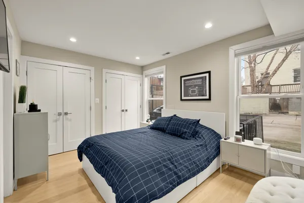 $635,000 | 14 T Street Northeast, Unit 1, Washington, DC 20002