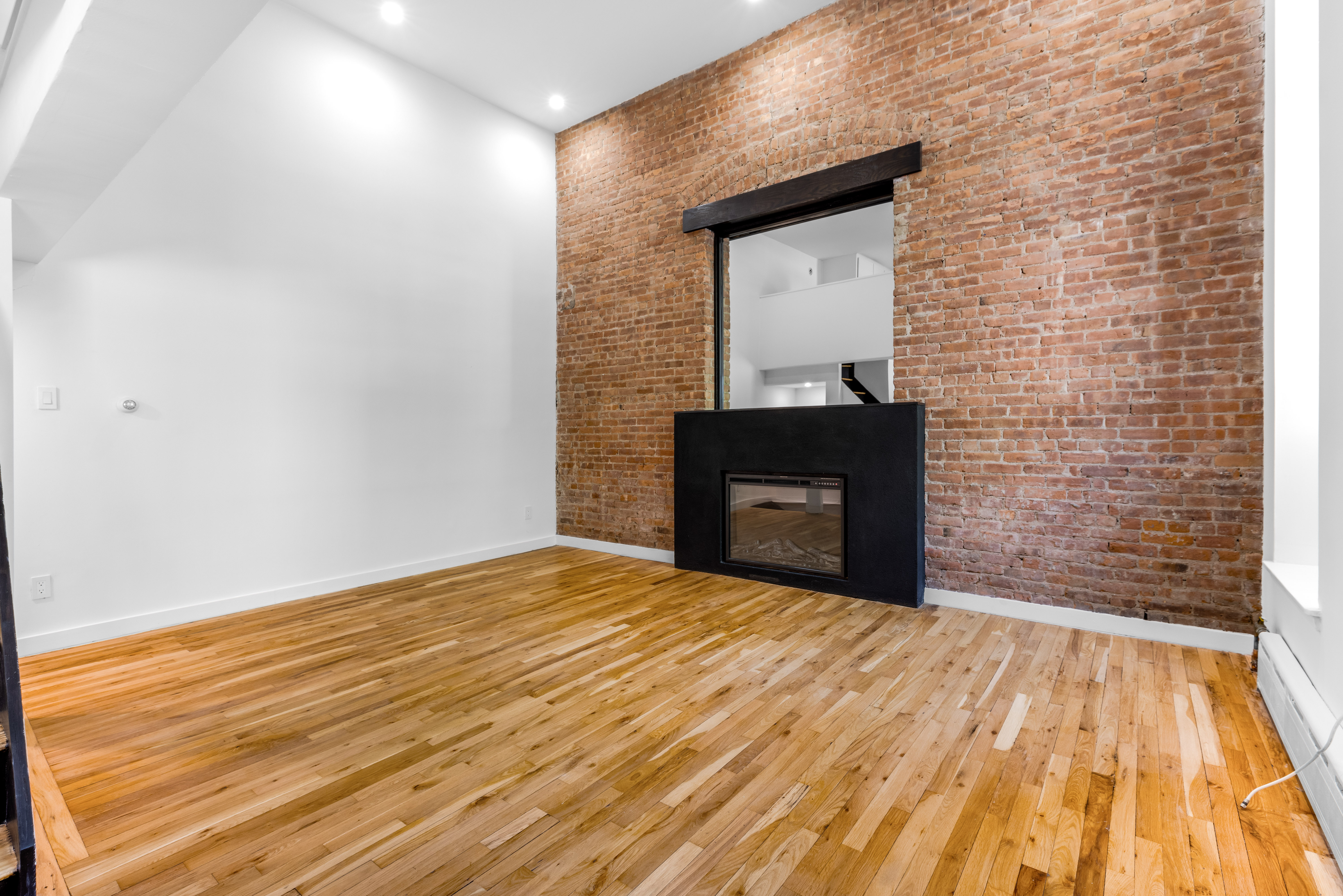 300 East 4th Street, Unit 1B Manhattan, NY 10009 - Photo 2 of 16