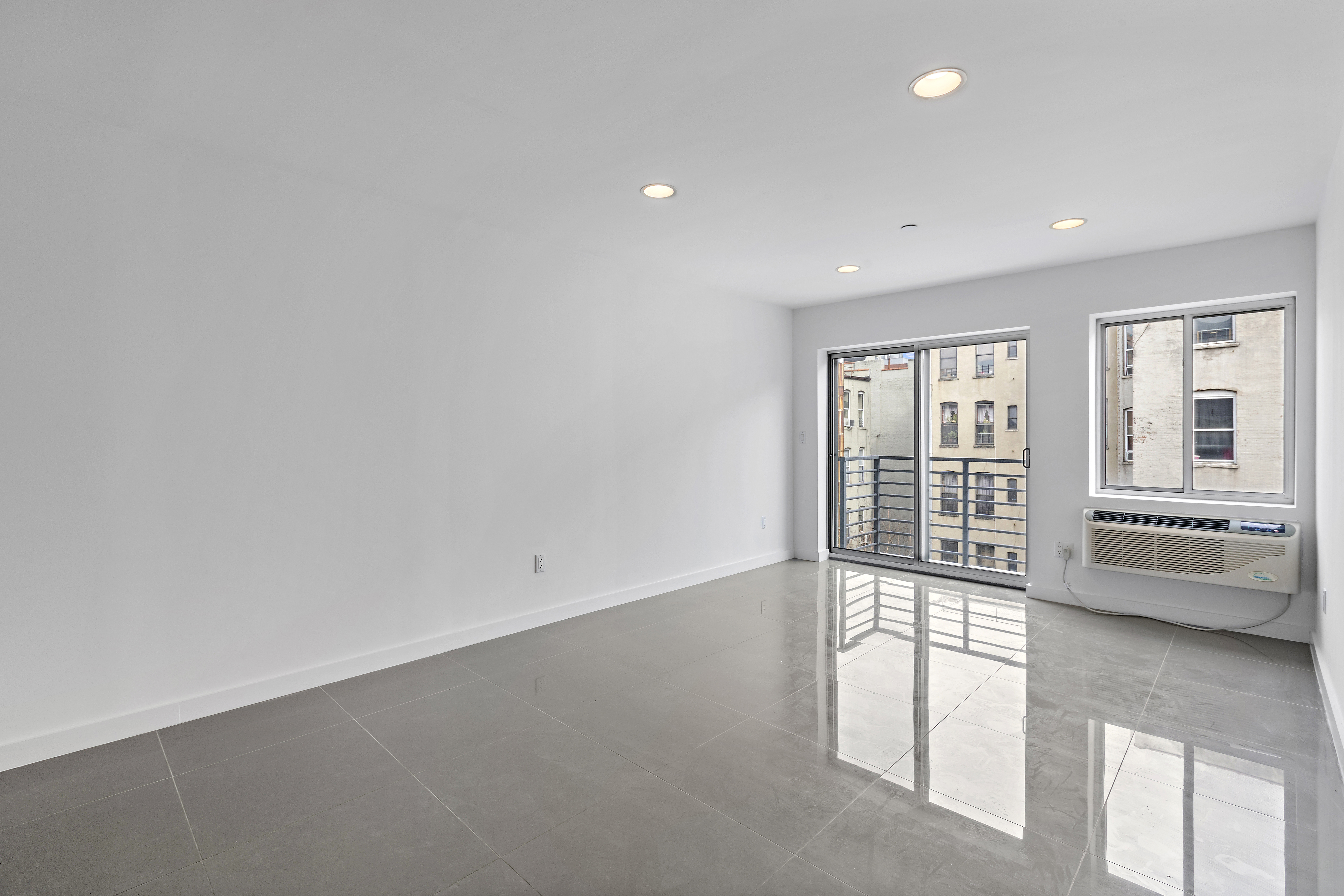 371 West 126th Street, Unit 1A Manhattan, NY 10027 - Photo 5 of 7