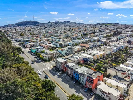 $1,595,000 | 3427-3429 Lincoln Way, San Francisco, CA 94122