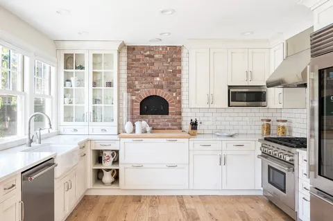 $5,950,000 | 89 Cobb Road, Water Mill, NY 11976