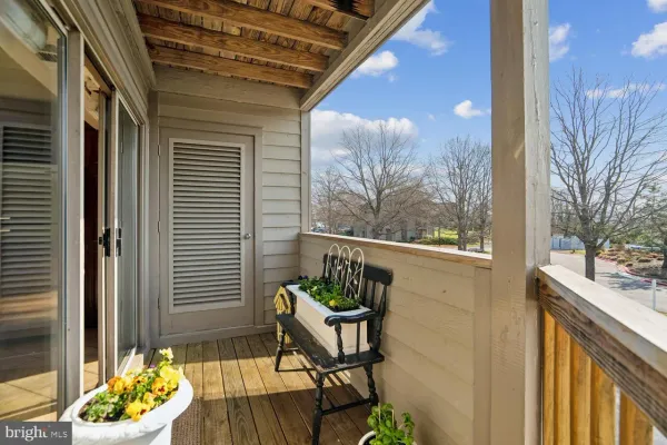 $595,000 | 2110 Chesapeake Harbour Drive East, Unit 101, Annapolis, MD 21403