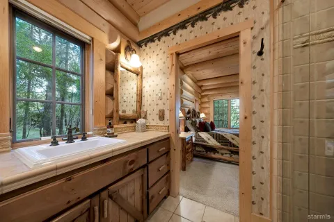 $3,290,000 | 3838 Meadow Road, South Lake Tahoe, CA 96150