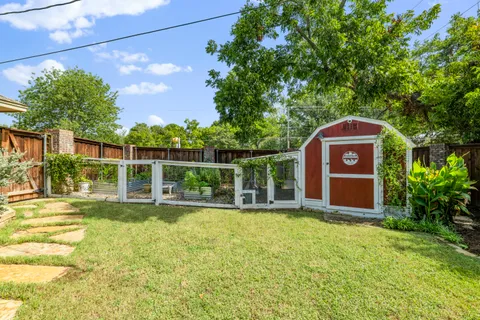 $475,000 | Address Upon Request, Dalworthington Gardens, TX 76016