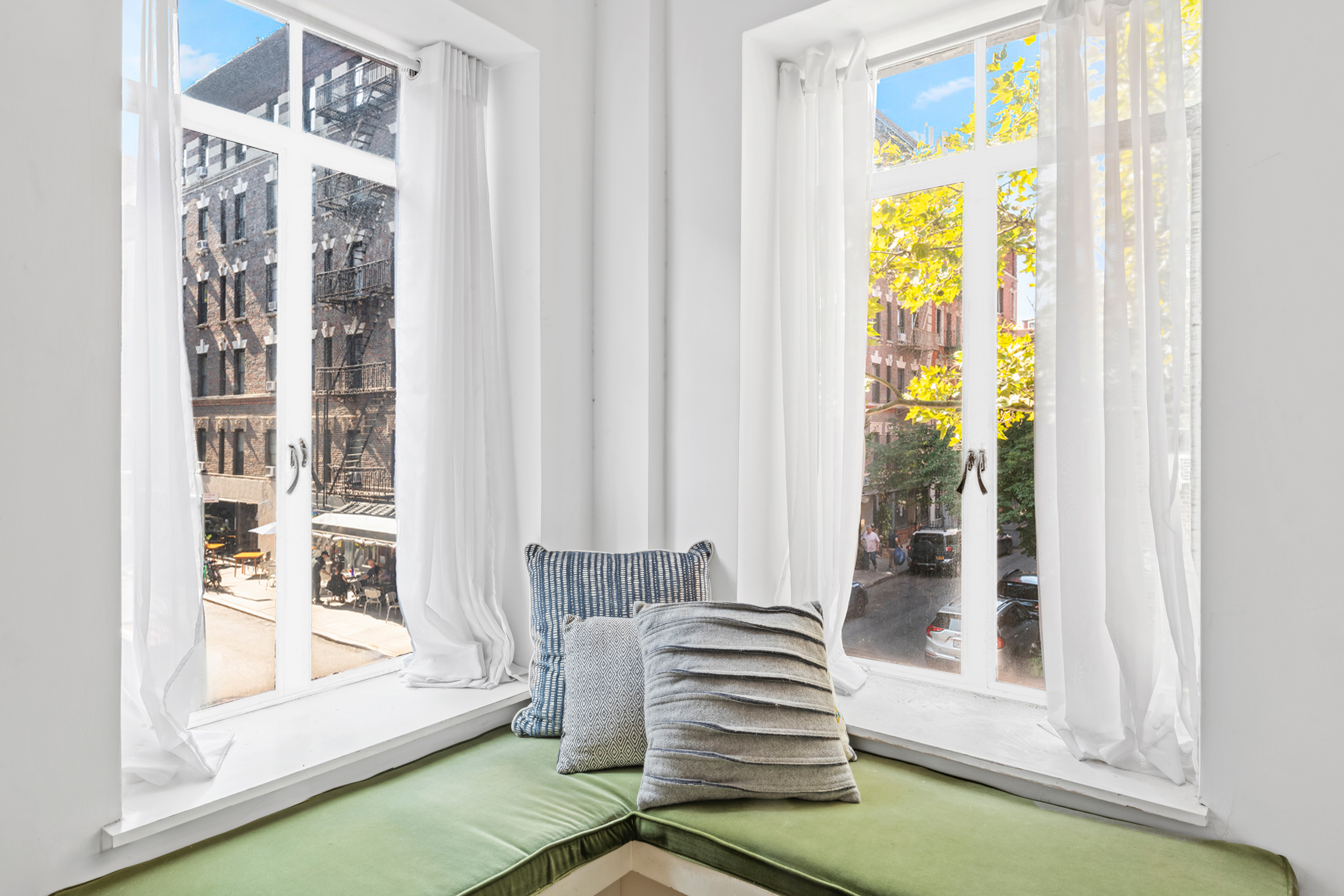 32 Downing Street, Unit 2D Manhattan, NY 10014 - Photo 3 of 9