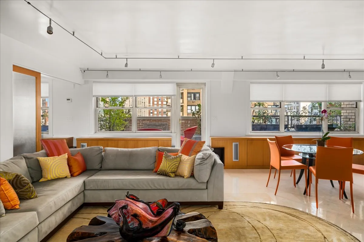 $3,300,000 | 245 East 87th Street, Unit PH | Upper East Side