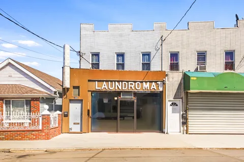 $850,000 | 1589 Canarsie Road | Canarsie