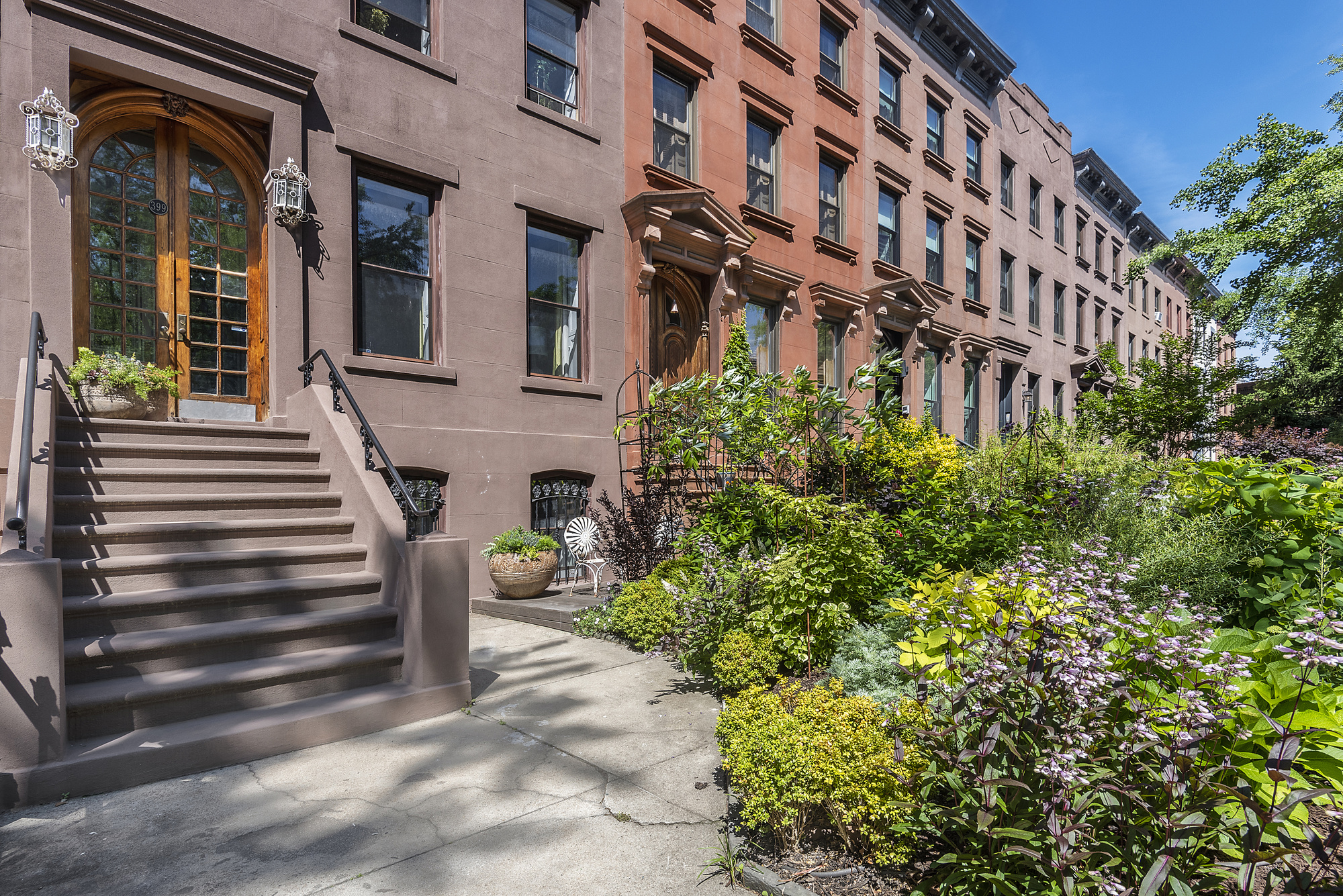 399 Union Street, Unit 1 Brooklyn, NY 11231 - Photo 9 of 10 a view of a building