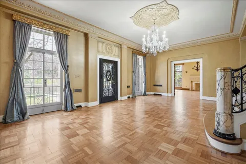 Contact Agent | 3130 Woodland Drive Northwest, Washington, DC 20008