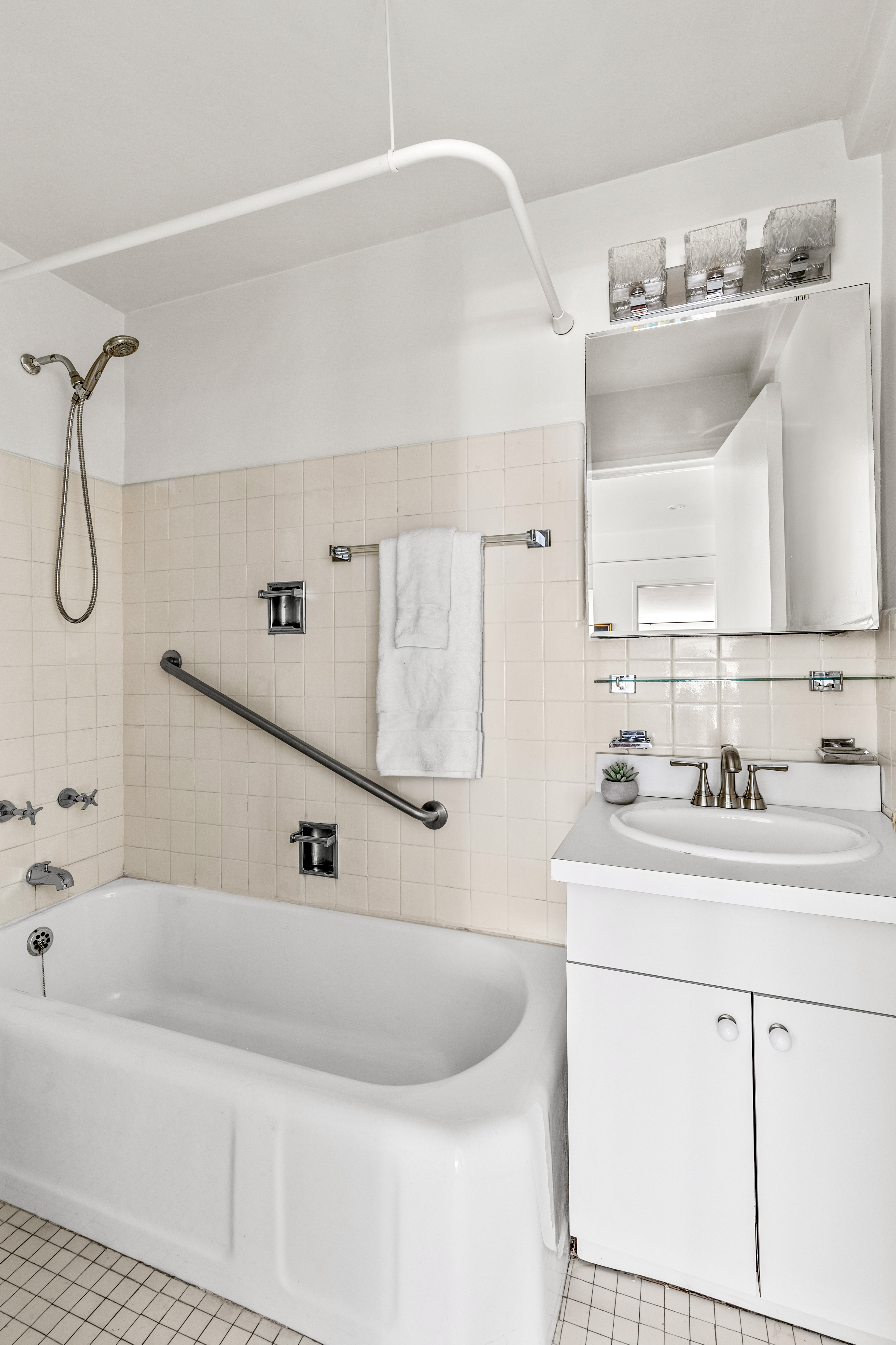 45 East End Avenue, Unit 11F Manhattan, NY 10028 - Photo 7 of 16