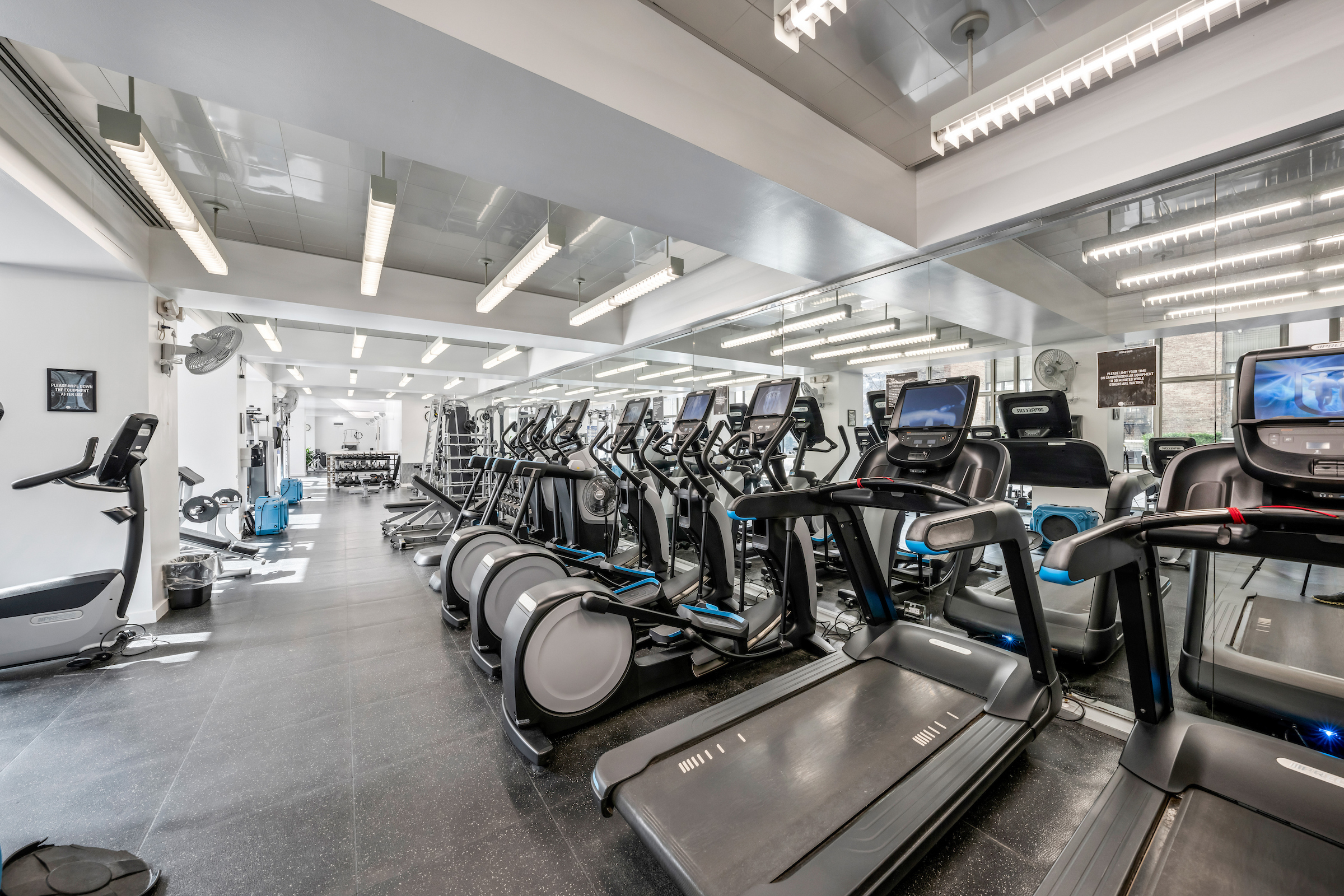 2373 Broadway, Unit 1425 Manhattan, NY 10024 - Photo 8 of 13 a view of a room with gym equipment