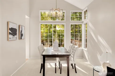 $1,275,000 | 3541 252nd Place Southeast, Sammamish, WA 98029