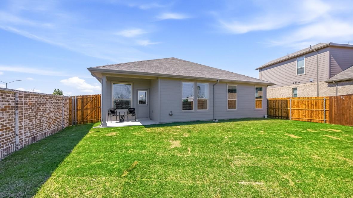15921 Stableford Road Fort Worth, TX 76247 - Photo 27 of 28 Gallery Image 27