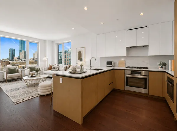 $1,995,000 | 380 Harrison Avenue, Unit 1013, Boston, MA 02118